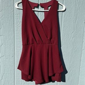 I’m cleaning my closet. Like new.